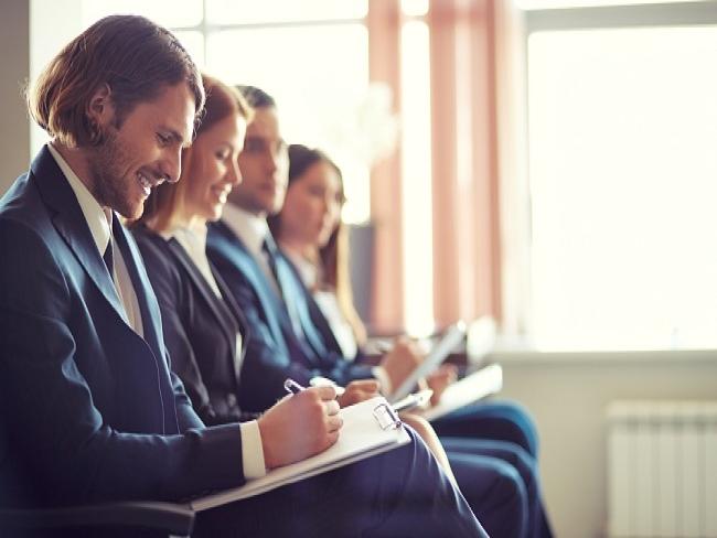 Universidade da Bahia abre vagas para cursos grátis de TI a distância