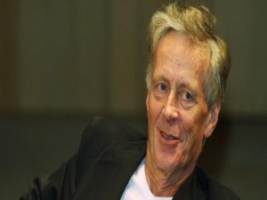 Acadêmico Derrick de Kerckhove fala sobre mercados inteligentes no IT Forum Expo/Black Hat 2014