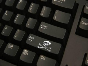Abes remove mais de 70 mil sites que infringem direto autoral de software em 2015