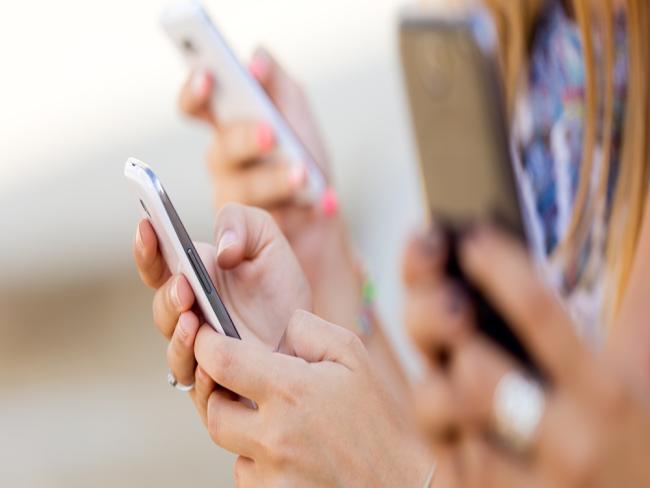 Compra de smartphones cresce 55% em 2014
