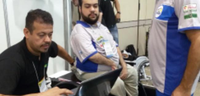 Pesquisadores de universidade mineira criam ergômetro para atletas cadeirantes