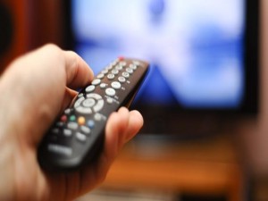 Presidente da Anatel sugere pacotes mais baratos de TV por assinatura
