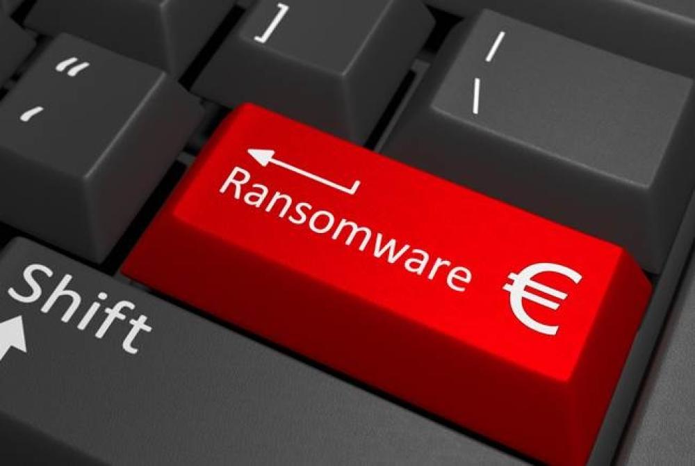Hackers miram