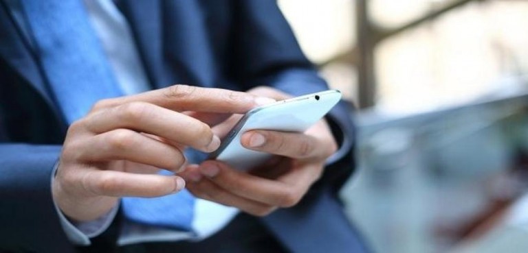 Correios abrem edital para oferecer serviço de telefonia celular