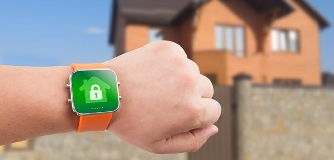 Mercado global de relógios inteligentes sofre primeira queda