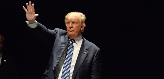 Trump promete investigação sobre hackers em até 90 dias
