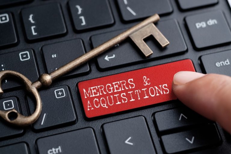Positivo compra Accept