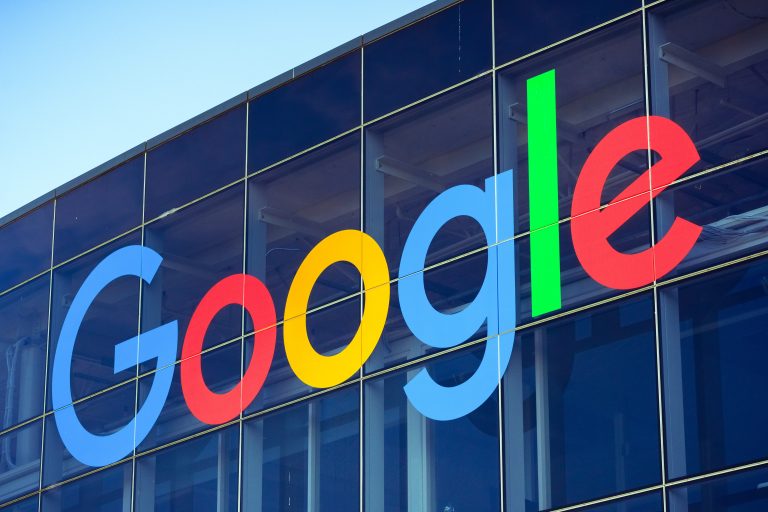 Google adia reabertura de escritórios