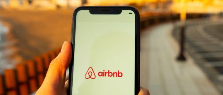 Airbnb IPO