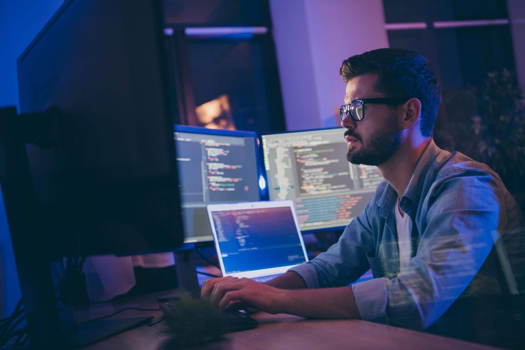 trabalho remoto em tecnologia