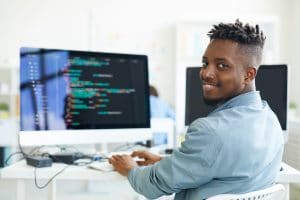 trabalho remoto em tecnologia