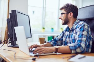 home office trabalho em TI