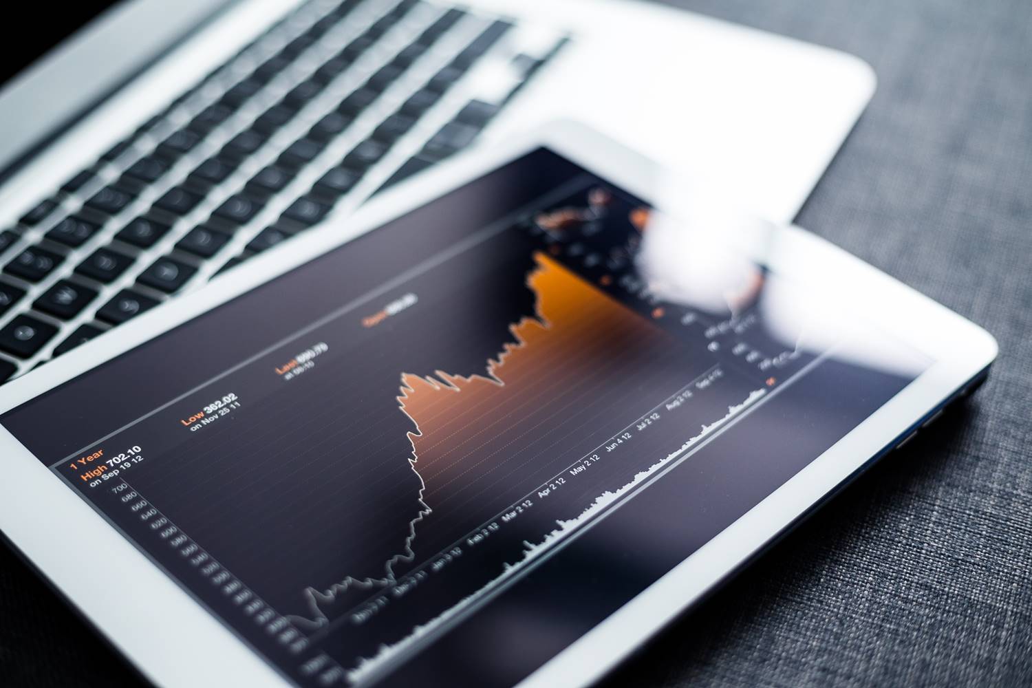 serviços financeiros, dinheiro, gráficos, mercado financeiro, finanças