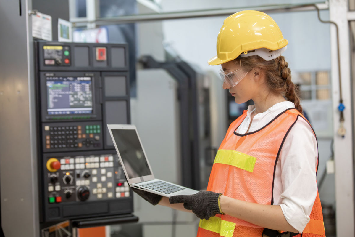 desigualdade de gênero, mulher na indústria, ERP industrial