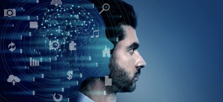 Homem olhando de perfil em um plano de fundo azul, atrás dele, um especto de uma inteligencia artificial projetando dados.