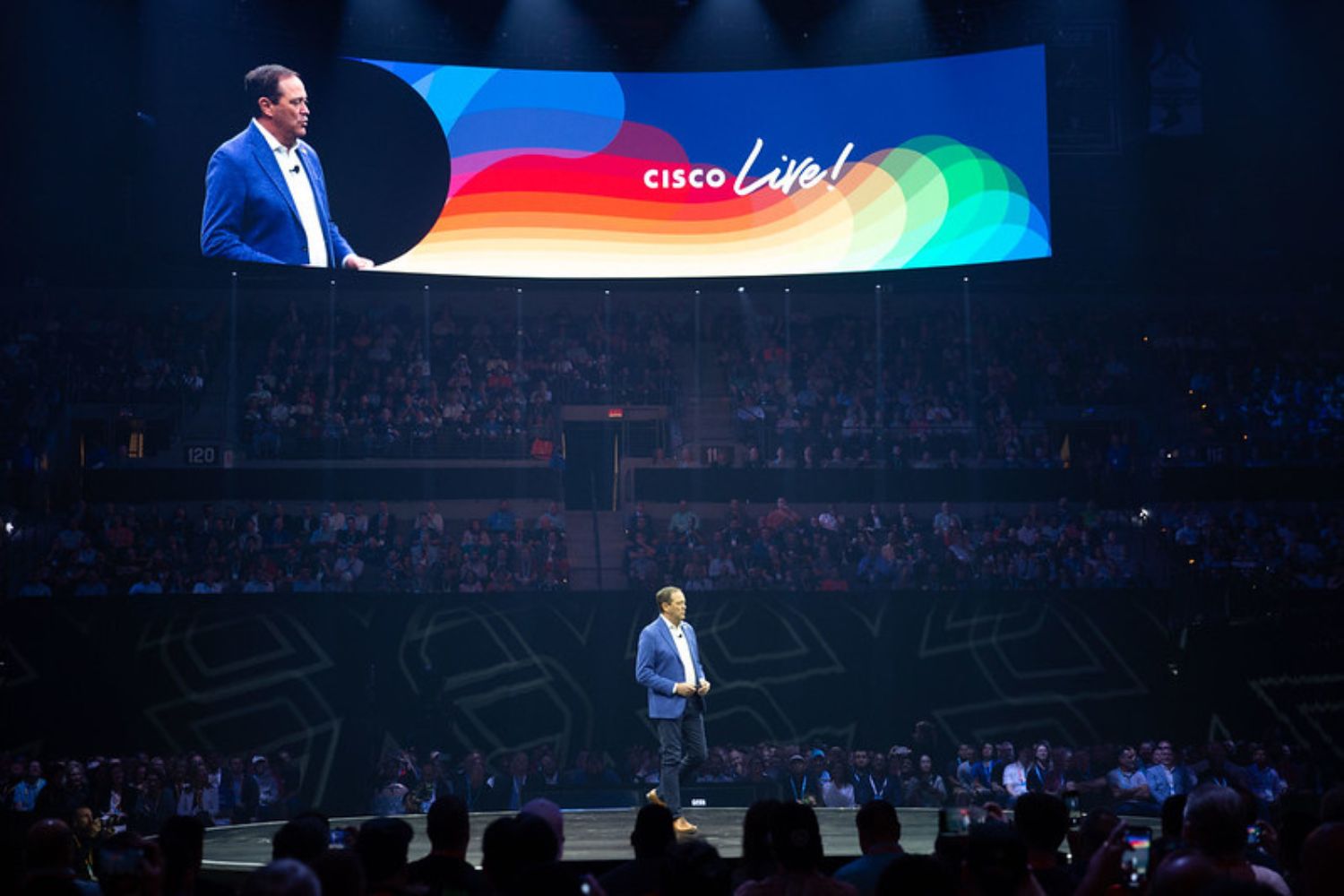 Chuck Robbins, CEO da Cisco