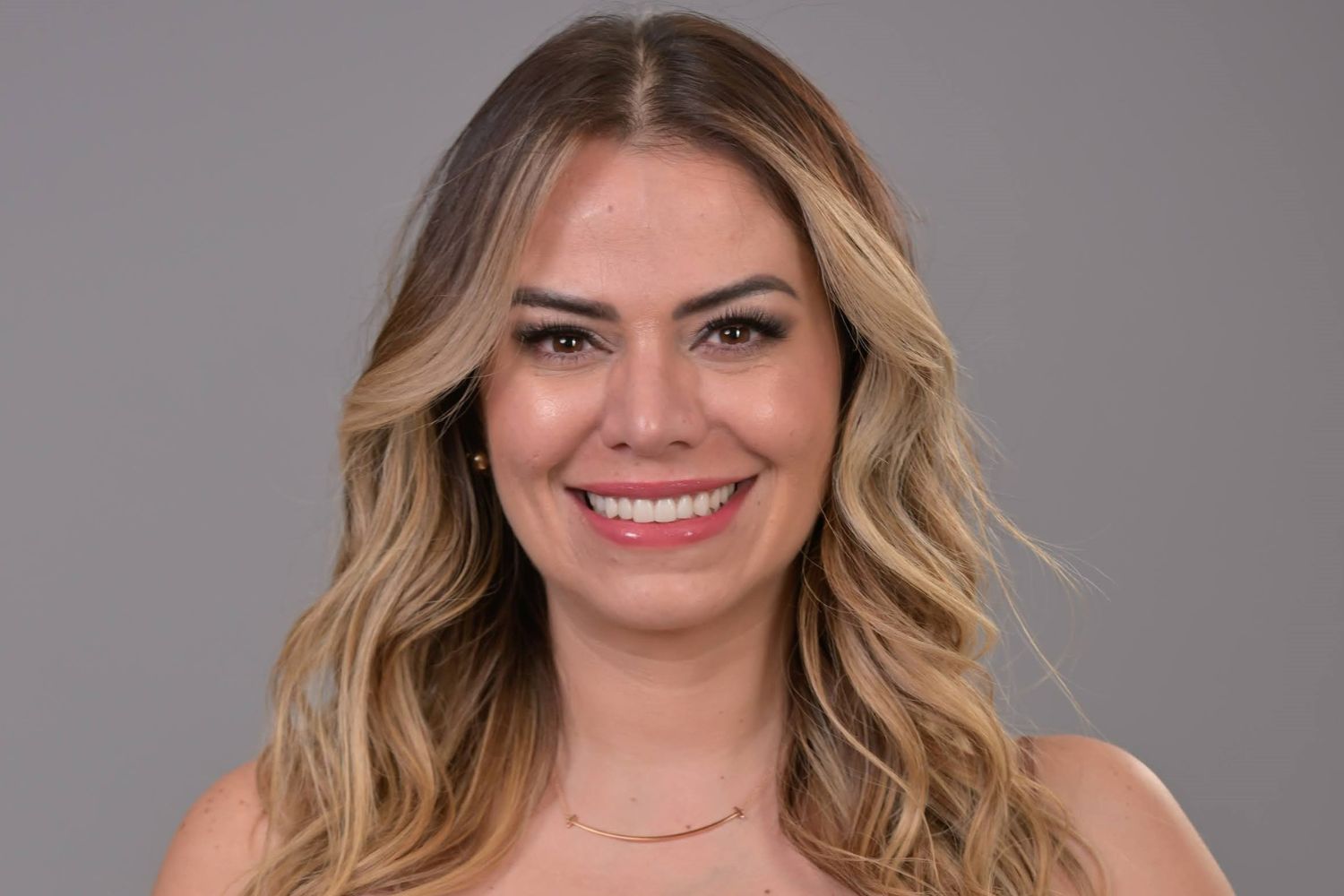 Ana Peña, Intel