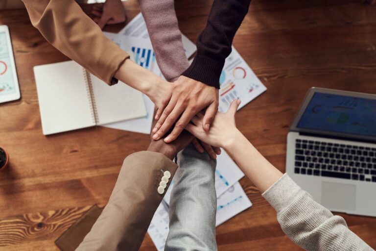 fintechs, startups, desenvolvimento, planos, negócios