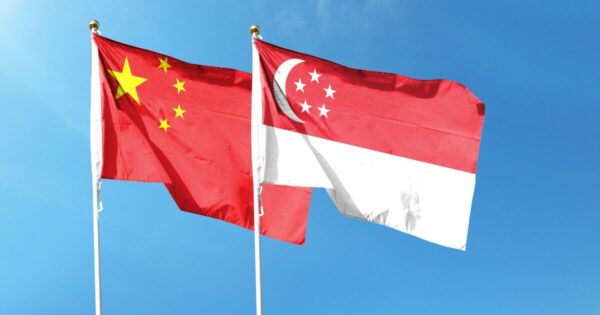 china, singapura, startup