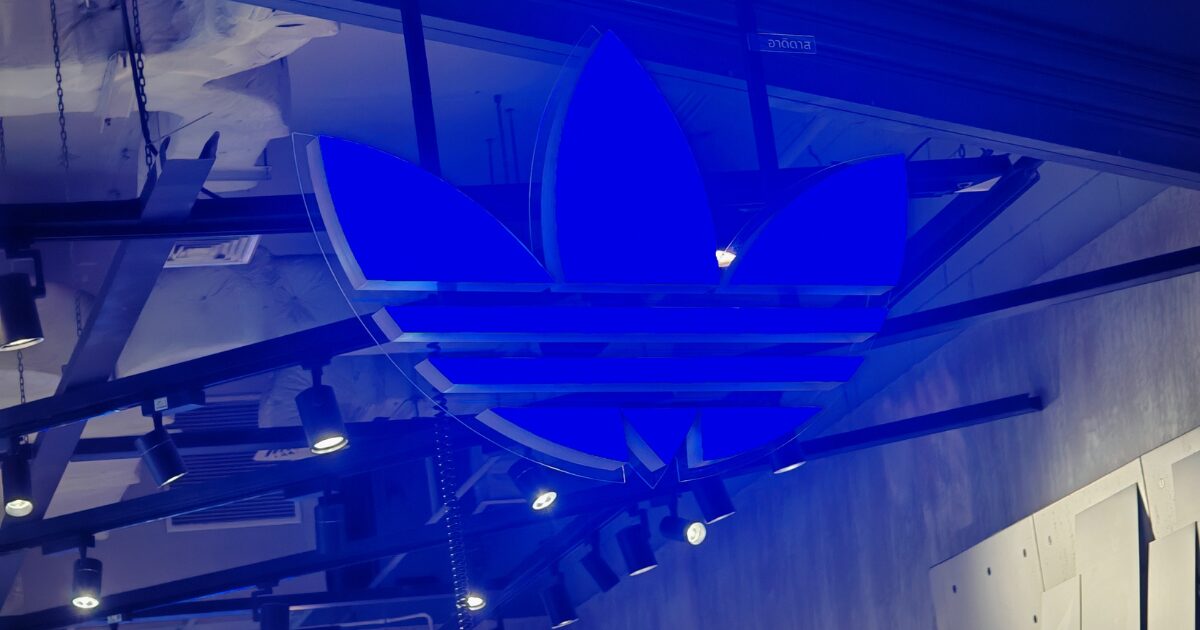 Adidas, vazamento