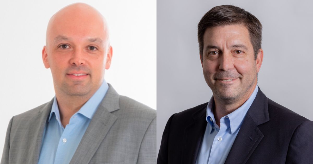 Imagem lado a lado de dois executivos da Cirion Technologies. À esquerda, Santiago Londoño, CEO da unidade de negócios de Conectividade, veste paletó cinza claro e camisa azul clara, com fundo branco. À direita, Nelson Fonseca, CEO da unidade de Data Centers, veste paletó escuro e camisa azul clara, com fundo cinza claro. Ambos estão sorrindo levemente e posando para fotos corporativas.
