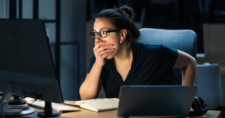 ransomware, mulher, ataque, ciberataque, segurança