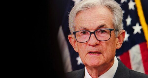 Jerome Powell, presidente do Federal Reserve, o banco central dos Estados Unidos. Imagem: Shutterstock