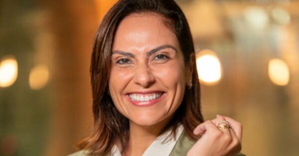 Deborah Lia Araujo, Skyone