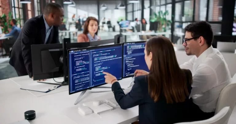equipe-desenvolvimento-software-empresa-jpg